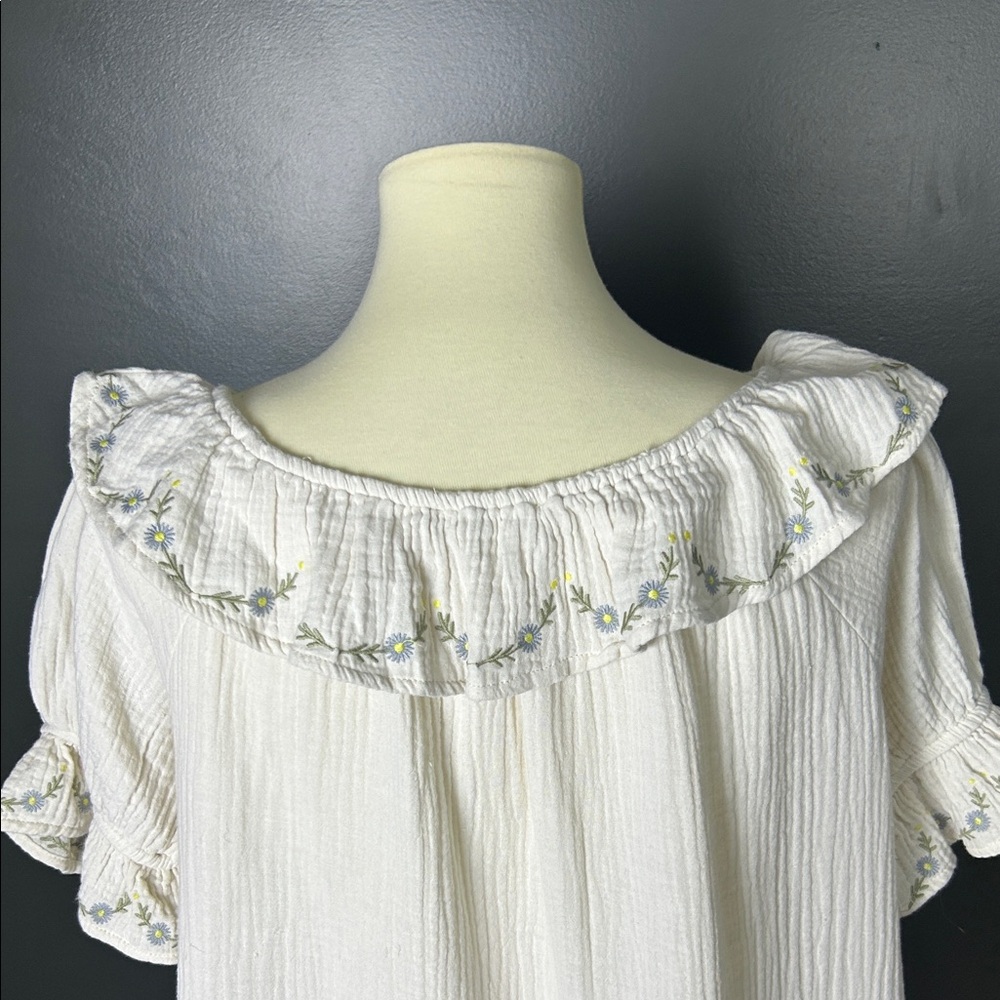 Hayden White Ruffle Neck Dress - Picture 5 of 6